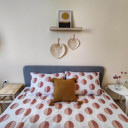 Апартаменты By The Cathedral, 1 Bed Flat Варна Экстерьер фото
